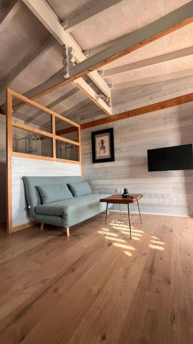 La Casita Apartment Alcantara  ภายนอก รูปภาพ
